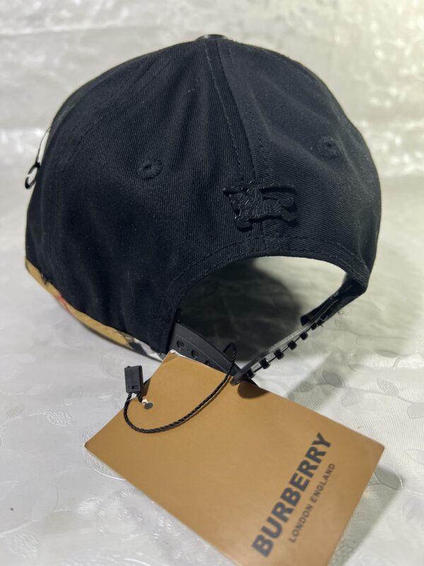 burberry – Image 2